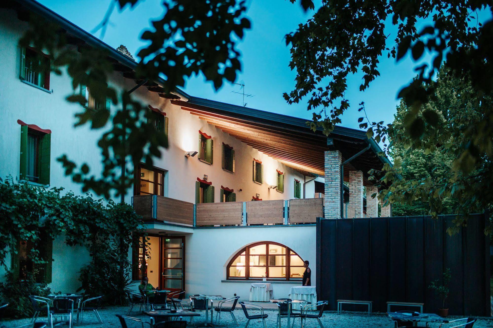 Hotel La Pergola 3*